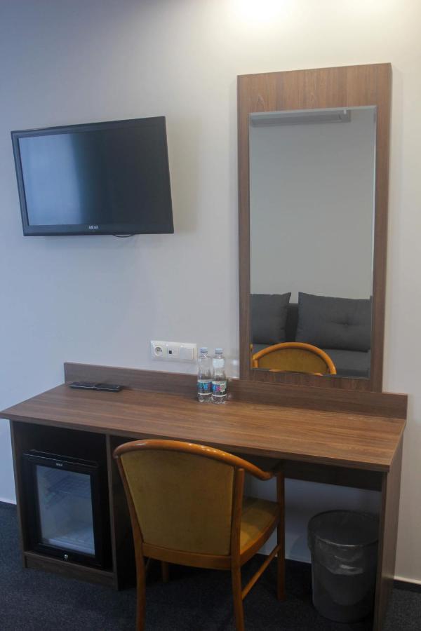 Baniocha Eurohotel מראה חיצוני תמונה