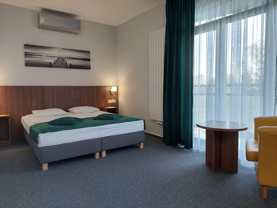 Baniocha Eurohotel מראה חיצוני תמונה